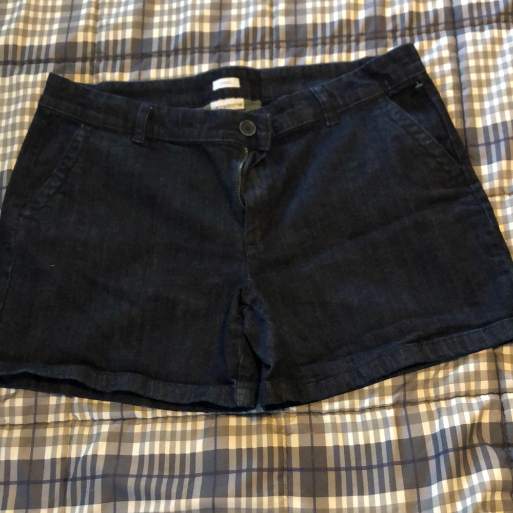 Liz Claiborne chino shorts